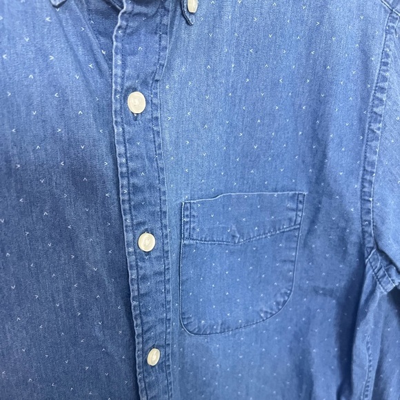 !SOLD! GAP Denim Blue Casual Button Down Shirt size Small Long Sleeves Cotton - Picture 6 of 8
